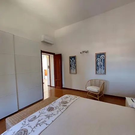 La Vista Apartment
