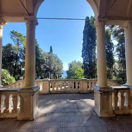 La Vista